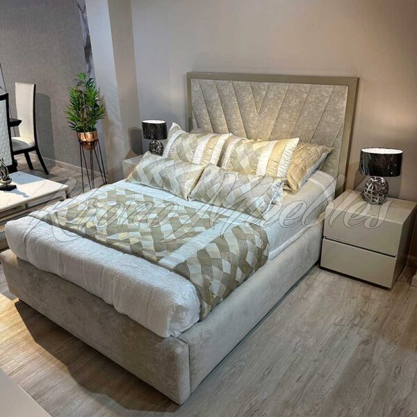 Cama Valentino