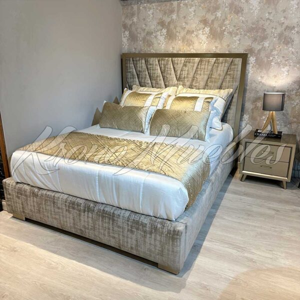 Cama Valentino